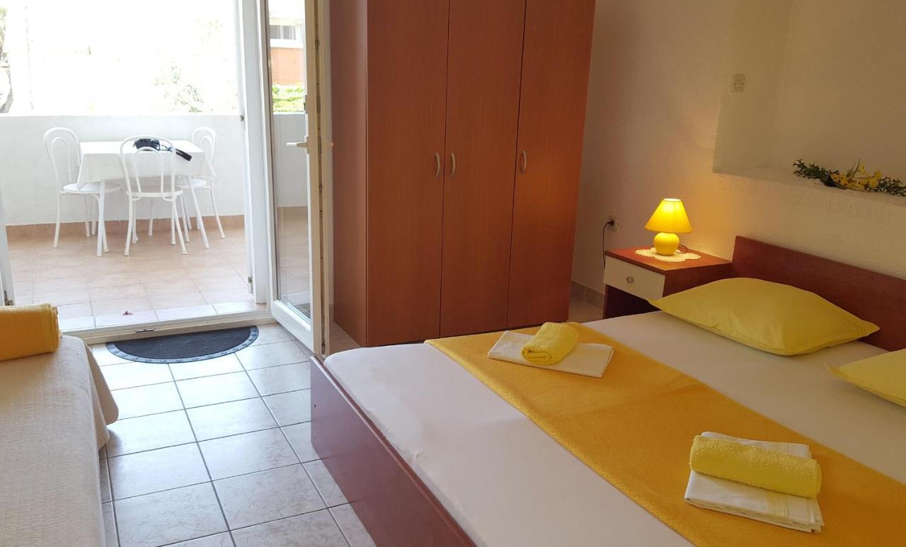 Apartments With A Parking Space Gradac, Makarska - 11332 Градац Екстер'єр фото